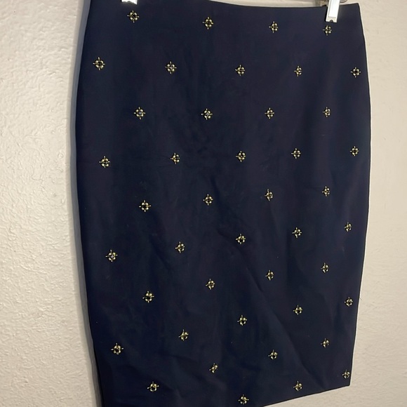 Ann Taylor Navy with Gold Floral Beaded Embellishment Straight Pencil Skirt 0P - Picture 3 of 8